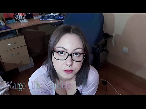 ❤️ Une fille sexy avec des lunettes suce profondément un gode devant la caméra Porno at fr.ru-pp.ru ❤